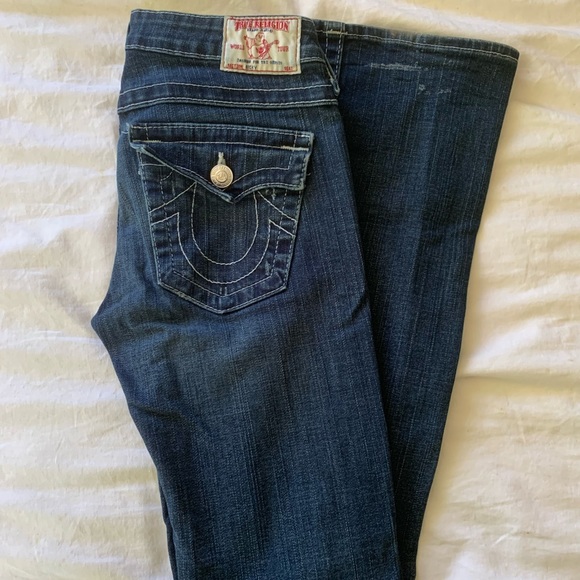 TRUE RELIGION Women’s Low Rise Semi Flare Jean Size 27 - Picture 1 of 4